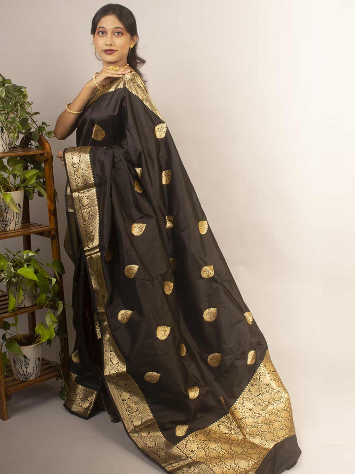 Banarasi Silk Saree with Silk Mark - 12922 Saree AEVUM   