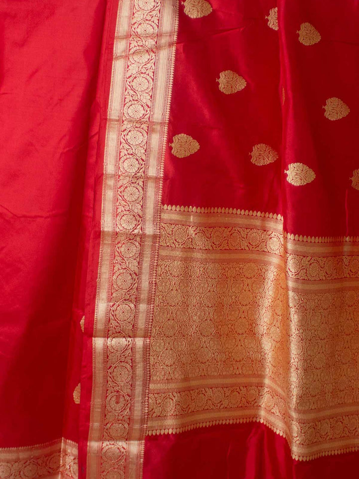 Banarasi Silk Saree with Silk Mark - 14780 Saree AEVUM   