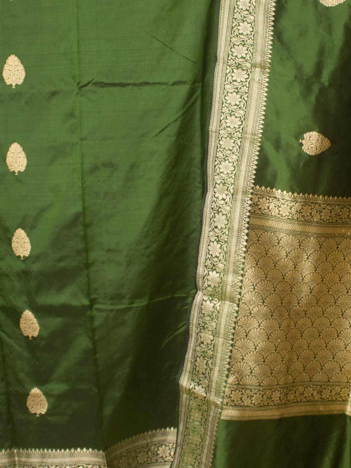 Banarasi Silk Saree with Silk Mark - 14781 Saree AEVUM   