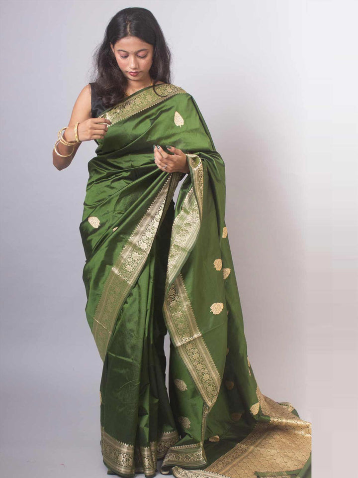 Banarasi Silk Saree with Silk Mark - 14781 Saree AEVUM   