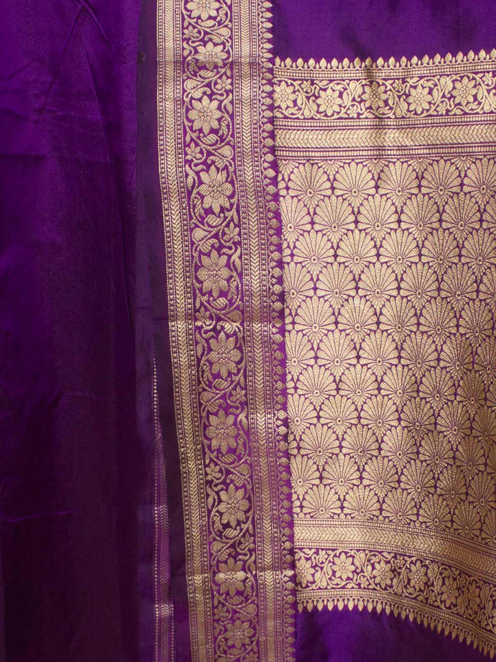 Banarasi Silk Saree with Silk Mark - 17742 Saree AEVUM   