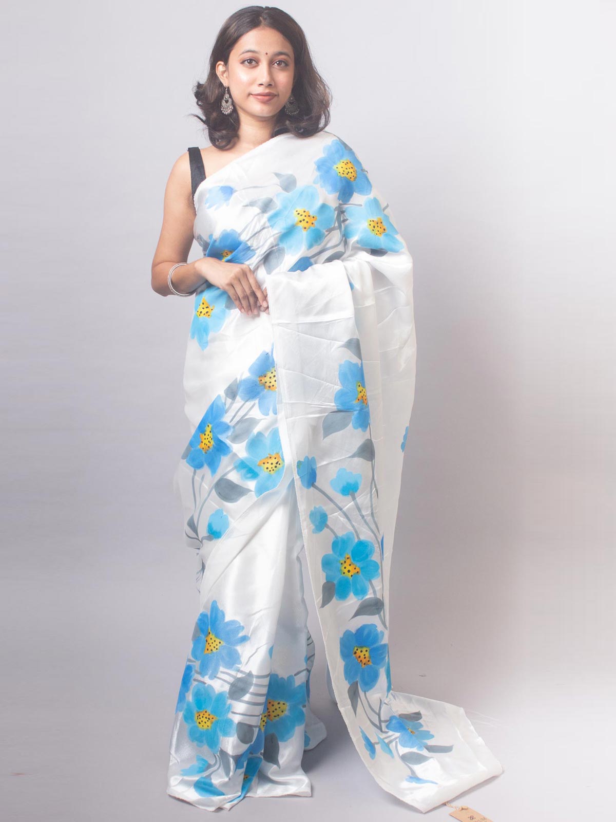 Saree Summer Were Soft Trendy Gorgeous Looks Matte texture Unique Kantha Stitch (Hand Embroidered) On Aasam Silk Sari store with Blouse Piece