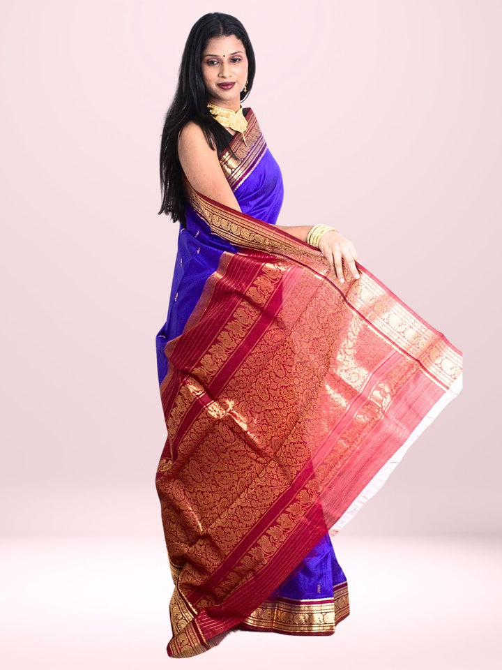 Kanjivaram Banarasi Handloom Pure Silk Saree with  Silk Mark - 2686 Saree AEVUM   