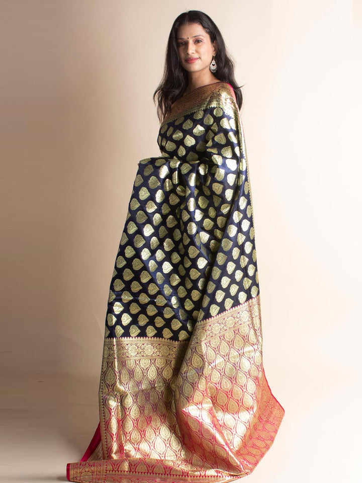 Banarasi Saree with Blouse Piece - 3435 Saree AEVUM 2   