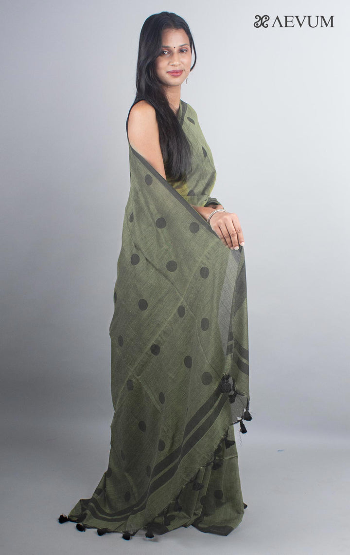 Polka Dot Mulmul Cotton Saree - 4927 Saree AEVUM   