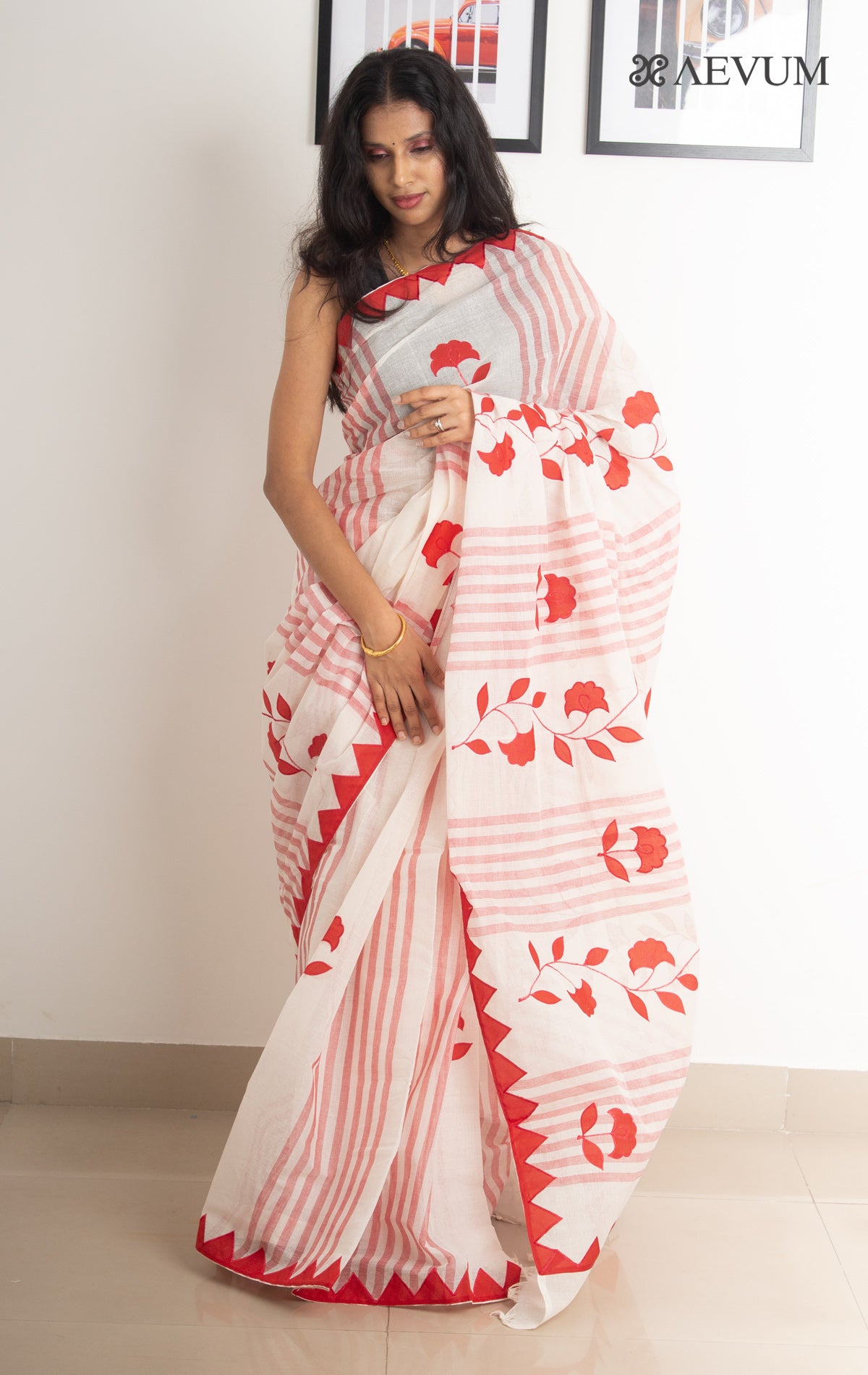 Tomato Red Silk Georgette Applique Work Saree With Raw Silk Blouse – Mehak  Boutique