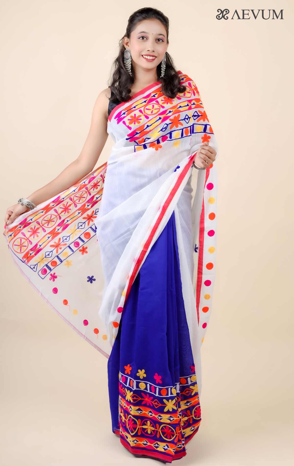 Wear Gujarati Saree new morden Style look beautiful/Gujarati saree style  saree #sidhapallusaree - YouTube | Saree wearing styles, Saree styles, Saree