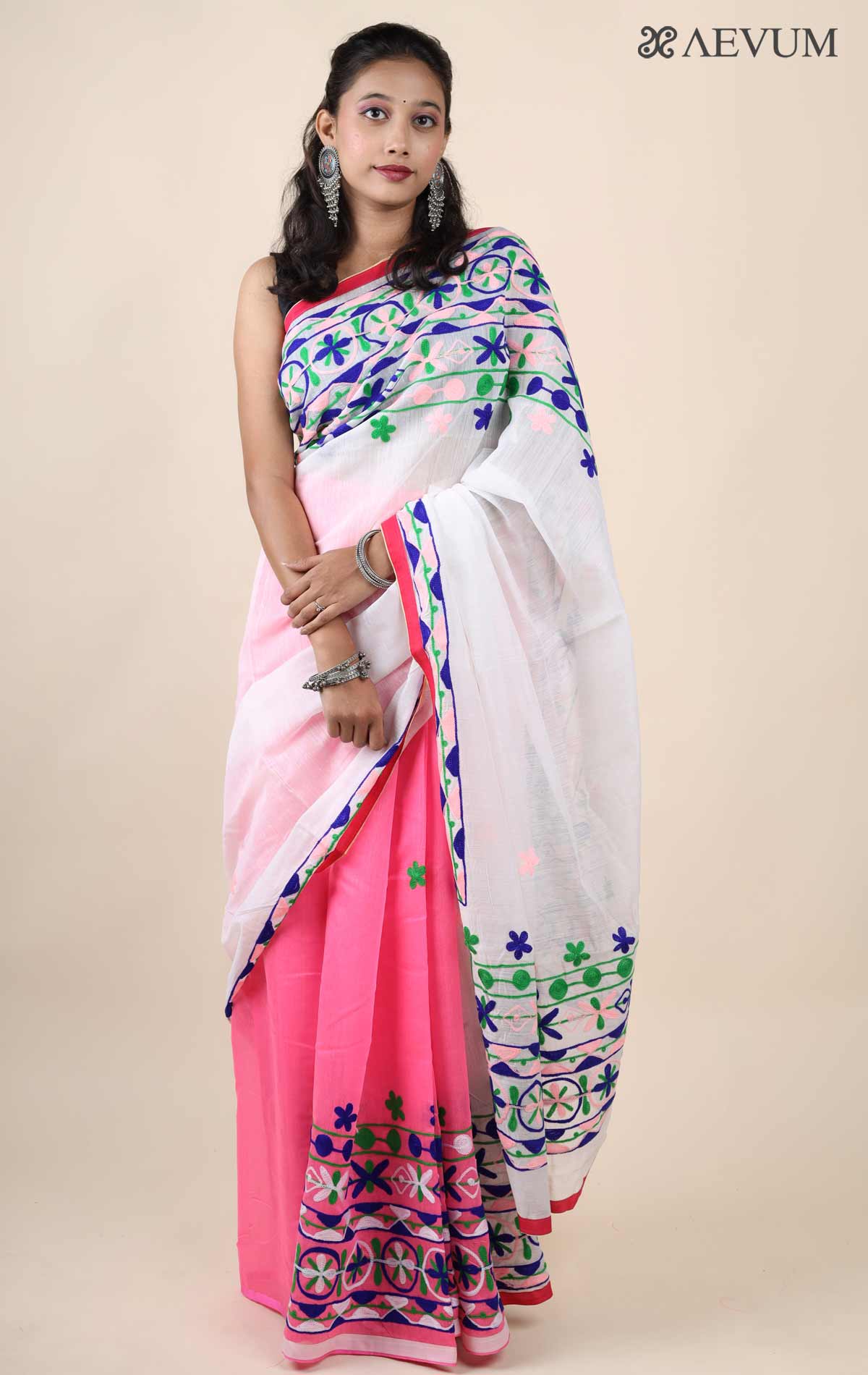 Multicolor Tussar Silk Saree with Zari Border and Hand Gujarati Mirror –  IndyVogue